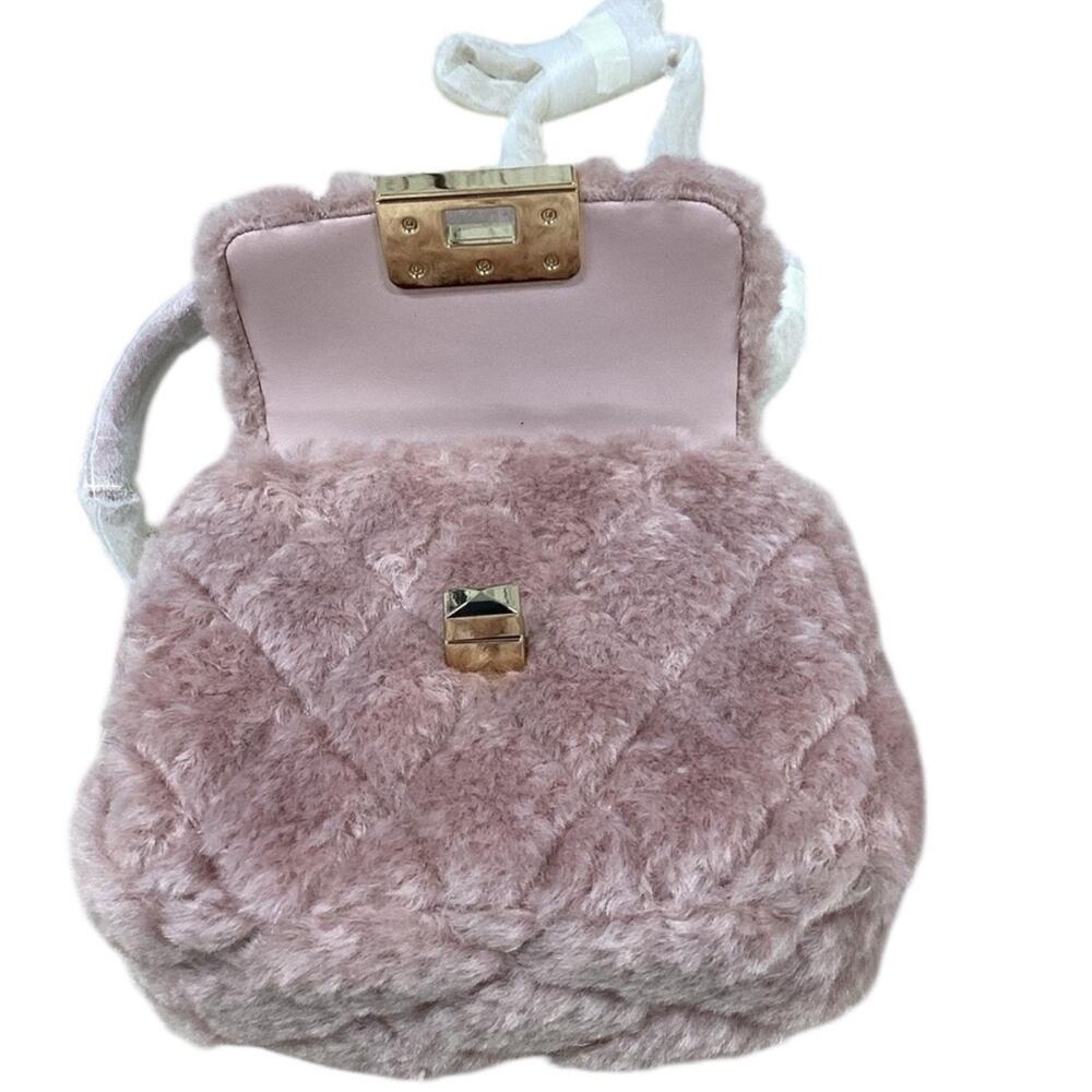 Kate Spade Carey and Quilted Pink Faux Fur Bag NWT Gold chain accent - Picture 4 of 6